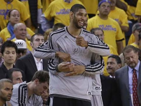 NBA playoffs: Spurs beat Warriors to advance, Knicks stay alive NBA playoffs: Spurs beat Warriors to advance, Knicks stay alive