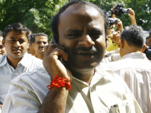 Ex-Karnataka CM in cash-for-MLC seat expose, calls it 'bitter truth of politics' Ex-Karnataka CM in cash-for-MLC seat expose, calls it 'bitter truth of politics'