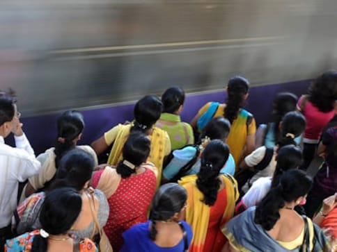 16 percent increase in ridership in Delhi Metro in 2012-13