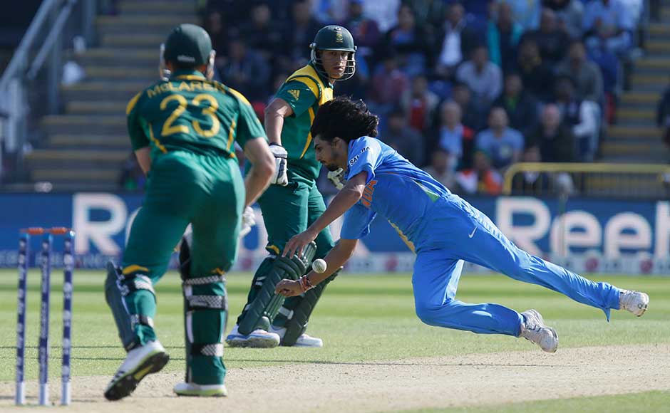 Ishant Sharma goes airborne as he attempts to catch out South Africa's Ryan McLaren. India won by 26 runs. Alastair Grant/Associated Press Ishant Sharma goes airborne as he attempts to catch out South Africa's Ryan McLaren. India won by 26 runs. Alastair Grant/Associated Press