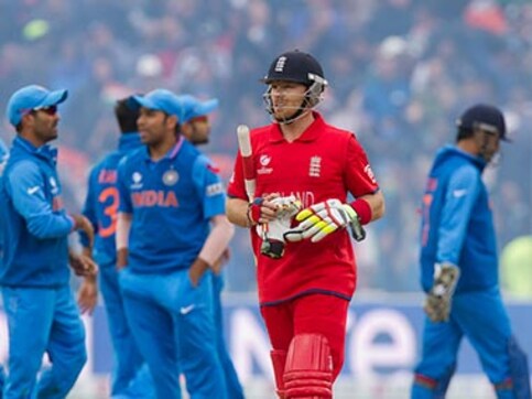 Champions Trophy: Bell's dismissal a poor umpiring decision, says Cook Champions Trophy: Bell's dismissal a poor umpiring decision, says Cook