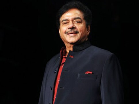 Hopefully 'achche din' might come for me too: Shatrughan Sinha on exclusion from Union Cabinet Hopefully 'achche din' might come for me too: Shatrughan Sinha on exclusion from Union Cabinet