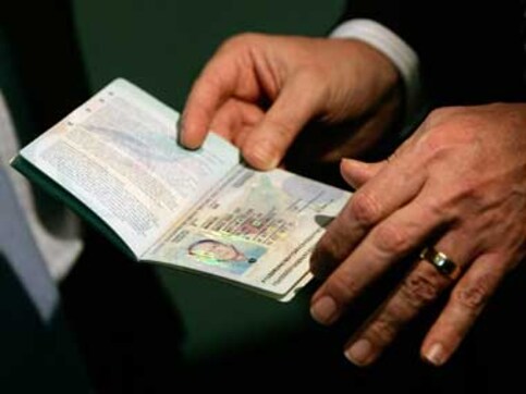 Planning to visit UK? Get ready to pay Rs 2.7 lakh visa 'deposit' Planning to visit UK? Get ready to pay Rs 2.7 lakh visa 'deposit'