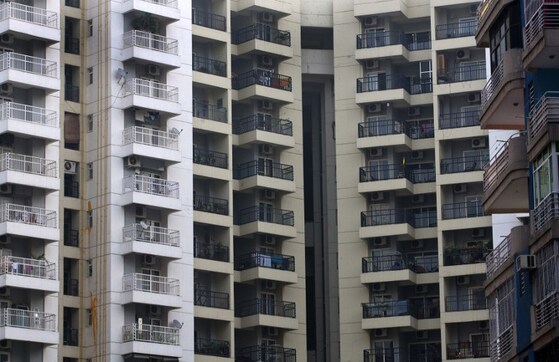 Falling bank credit at 9.5% fails to tame realty inflation, says RBI Falling bank credit at 9.5% fails to tame realty inflation, says RBI