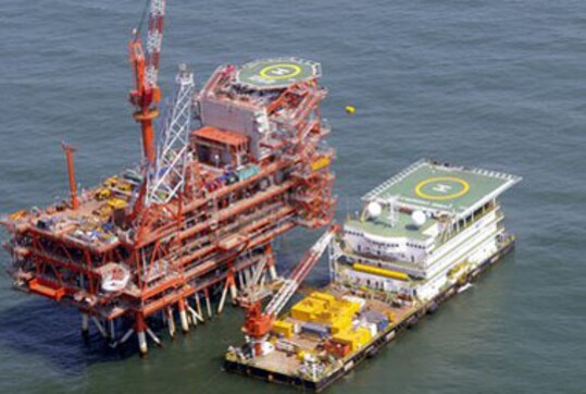Divert RCF gas to Andhra Pradesh: govt orders RIL Divert RCF gas to Andhra Pradesh: govt orders RIL
