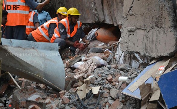 Photos: 2 dead, over 20 injured after godown in Bhiwandi collapses Photos: 2 dead, over 20 injured after godown in Bhiwandi collapses