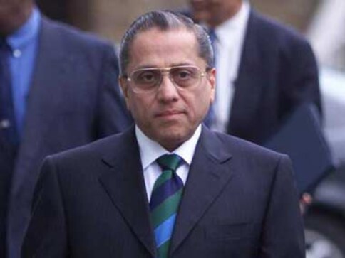 BCCI chief Jagmohan Dalmiya in hospital after complaining of chest pain
