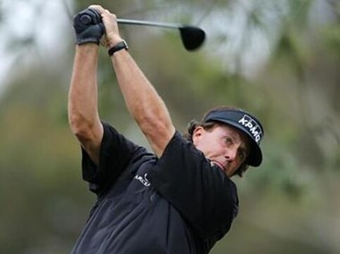 Mickelson wins in Scotland before British Open Mickelson wins in Scotland before British Open