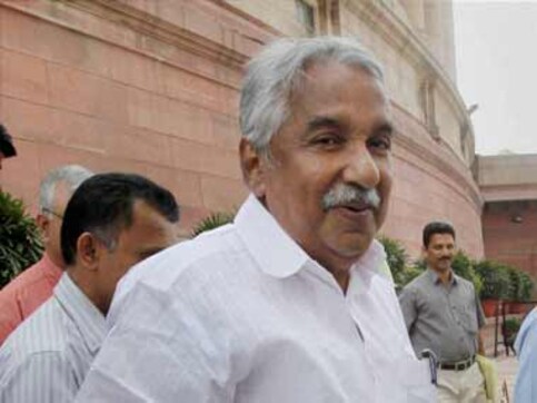 Not fair to blame just Rahul for poll debacle, says Kerala CM Chandy Not fair to blame just Rahul for poll debacle, says Kerala CM Chandy