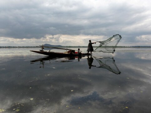 65 Indian fishermen arrested for crossing maritime border in Sri Lanka 65 Indian fishermen arrested for crossing maritime border in Sri Lanka