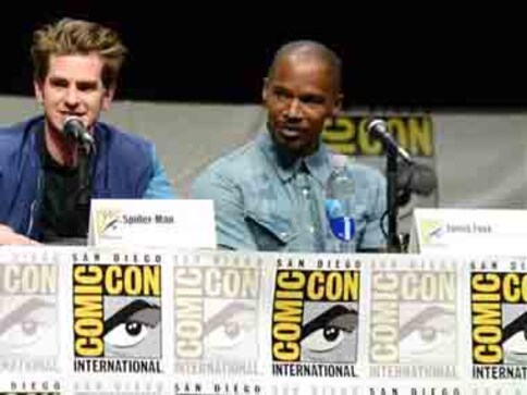 Actor Jamie Foxx says he 'stands with Trayvon's mother'