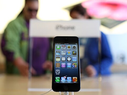 Apple's iPhone sales drop in India: Is the EMI dream over? Apple's iPhone sales drop in India: Is the EMI dream over?