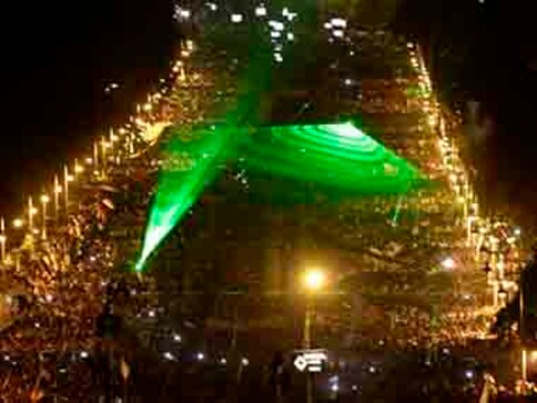 401 people arrested in Egypt clashes amid demands to reinstate Morsi