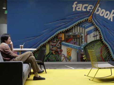 Spammers on Facebook are making $200 mn a year: report Spammers on Facebook are making $200 mn a year: report