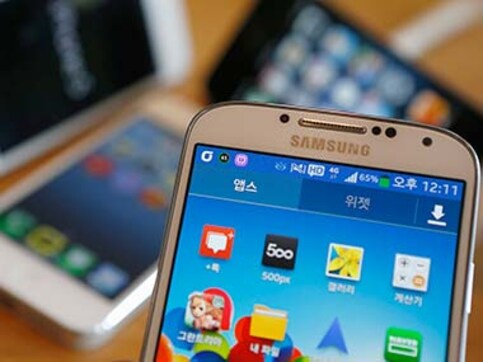 Samsung launches apps in 9 Indian languages including Hindi, Tamil, Gujarati Samsung launches apps in 9 Indian languages including Hindi, Tamil, Gujarati
