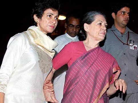 Sonia leaves Lok Sabha during voting on Food bill, admitted to AIIMS Sonia leaves Lok Sabha during voting on Food bill, admitted to AIIMS