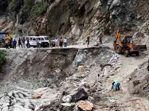 One killed, another injured in landslide in Uttarakhand One killed, another injured in landslide in Uttarakhand