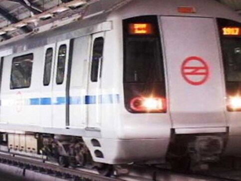 Snag affects Delhi Metro blue line service Snag affects Delhi Metro blue line service