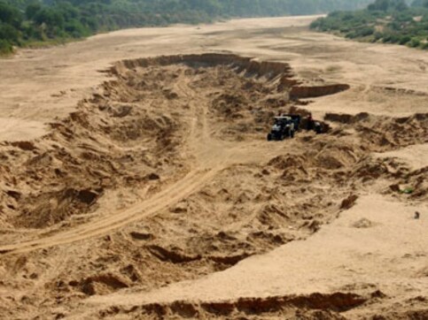 Sand mining: SC asks NGT to consider MP govt plea in a week Sand mining: SC asks NGT to consider MP govt plea in a week