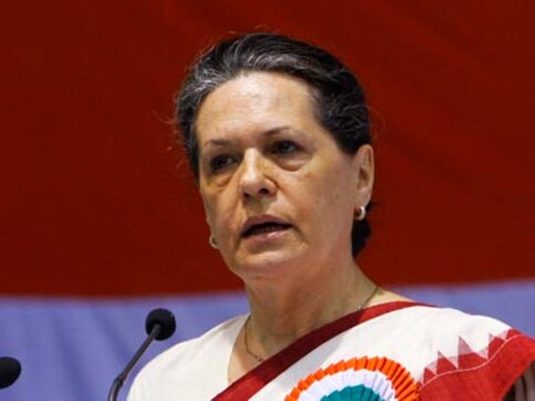 Food bill in LS on Wednesday: Sonia wants all Cong MPs present Food bill in LS on Wednesday: Sonia wants all Cong MPs present