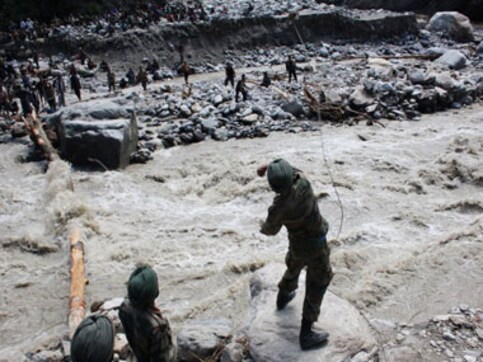 Heavy rains lash Uttarakhand, met dept sounds high alert Heavy rains lash Uttarakhand, met dept sounds high alert