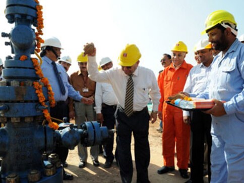 LIC loses Rs 3,000 cr to salvage disinvestment of PSUs