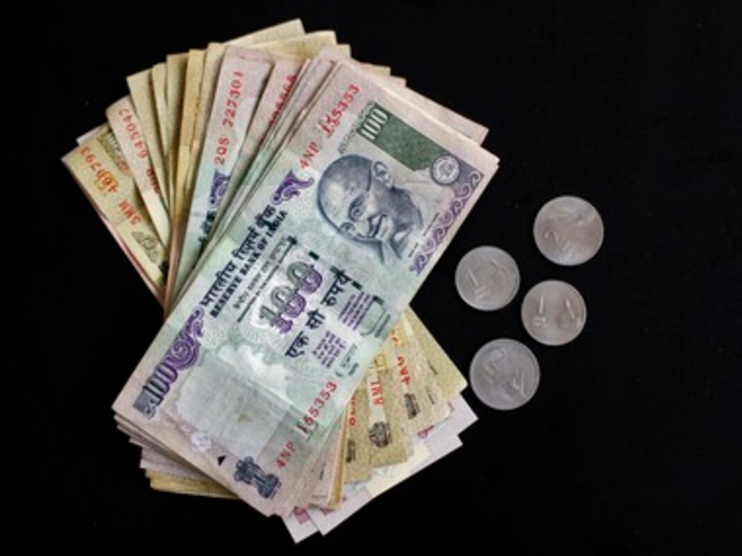 Rupee Opens Up At 64 38 Experts See Rajan Effect Keeping Currency Strong Business News Firstpost