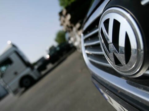 Leadership crisis: Volkswagen chairman Piech oused after dispute over CEO Leadership crisis: Volkswagen chairman Piech oused after dispute over CEO