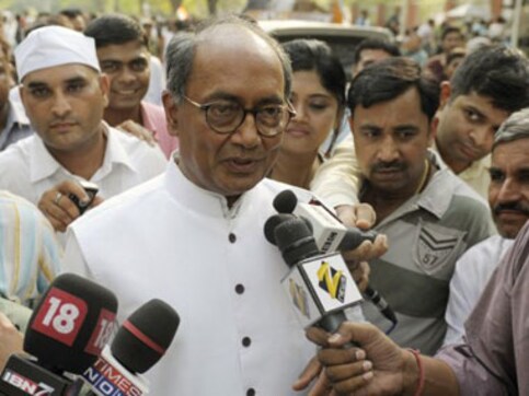 Digvijaya accuses Modi of adopting 'fascist means' to get land from farmers Digvijaya accuses Modi of adopting 'fascist means' to get land from farmers