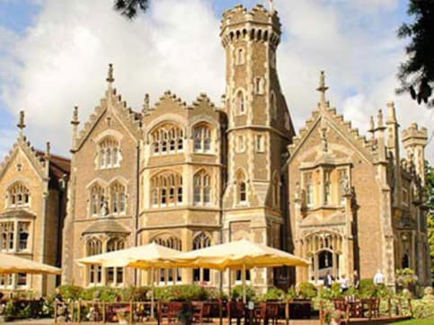 Sahara's Subrata Roy buys 'Dracula' Hotel in UK Sahara's Subrata Roy buys 'Dracula' Hotel in UK