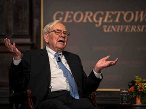 Buffett calls threat to not raise US debt limit a 'political weapon': CNBC Buffett calls threat to not raise US debt limit a 'political weapon': CNBC
