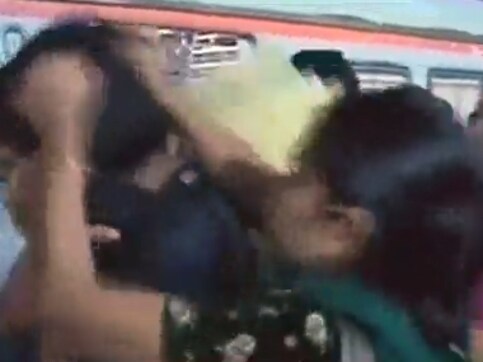 There's nothing inspiring about this video of women thrashing molesters There's nothing inspiring about this video of women thrashing molesters