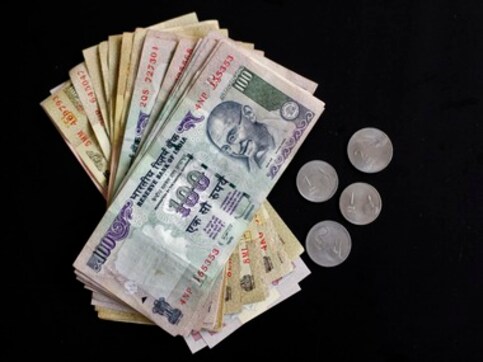 Rupee ends at 62.39, lowest close since 1 October Rupee ends at 62.39, lowest close since 1 October