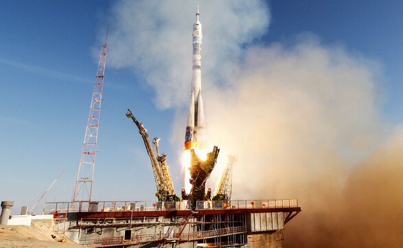 Images: Russia sends Olympic torch on a journey to space Images: Russia sends Olympic torch on a journey to space