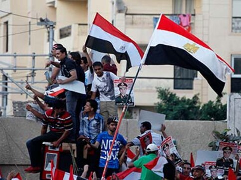 Blast targets Egyptian troops near border with Gaza Blast targets Egyptian troops near border with Gaza