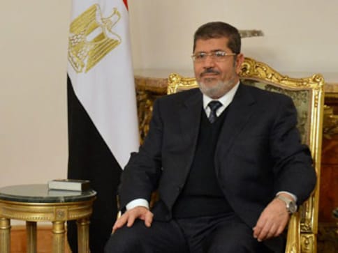 Morsi's sons, wife meet him in prison
