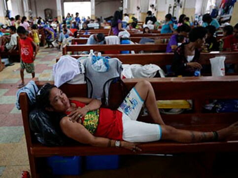 Philippine typhoon death toll rises above 5,000 Philippine typhoon death toll rises above 5,000