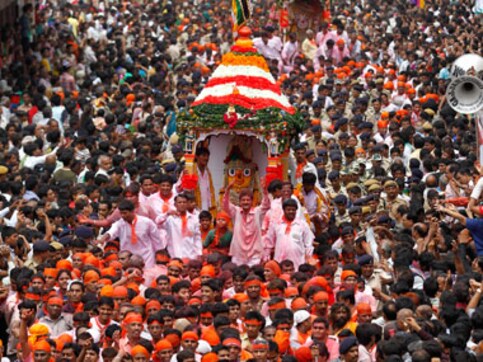 Devotees climbing Rath: It's all about the money, stupid! Devotees climbing Rath: It's all about the money, stupid!