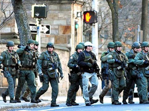 Locked-down Yale under gunman scare, police search for suspect Locked-down Yale under gunman scare, police search for suspect