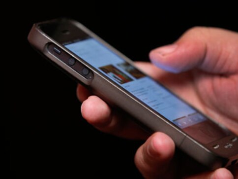 Kids with access to smartphone or tablet get less sleep: US study