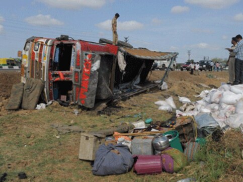 Eleven killed in UP's Firozabad after speeding truck collides with three-wheeler; Adityanath govt announces Rs 2 lakh ex-gratia Eleven killed in UP's Firozabad after speeding truck collides with three-wheeler; Adityanath govt announces Rs 2 lakh ex-gratia