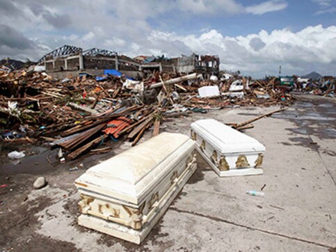 Typhoon Haiyan: Death toll rises to 5,632 in Philippines Typhoon Haiyan: Death toll rises to 5,632 in Philippines