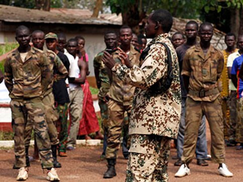 French troops clash with Central African Republic gunmen in capital French troops clash with Central African Republic gunmen in capital