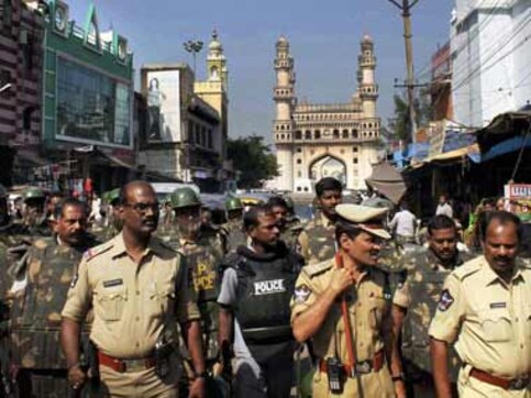 Andhra Pradesh shuts down over adding Rayalseema to Telangana Andhra Pradesh shuts down over adding Rayalseema to Telangana