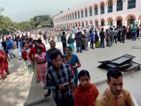 MCD Election 2017: Delhi polling ends with turnout likely to cross 54 percent, claims SEC MCD Election 2017: Delhi polling ends with turnout likely to cross 54 percent, claims SEC