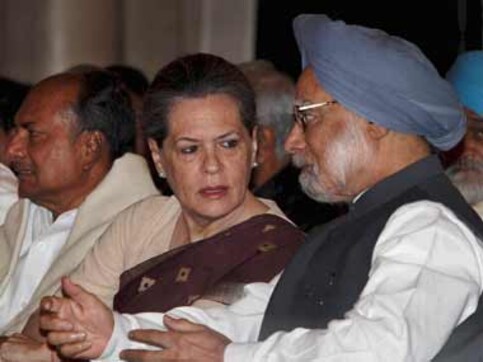 The Telangana conundrum: PM, Sonia meet with top Congress leaders The Telangana conundrum: PM, Sonia meet with top Congress leaders