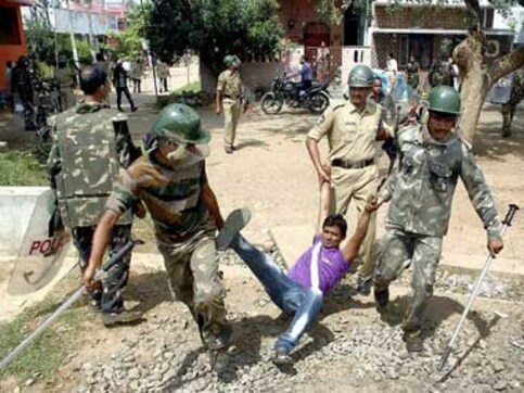 Cabinet to take up Telangana bill, bandh in Andhra Pradesh Cabinet to take up Telangana bill, bandh in Andhra Pradesh