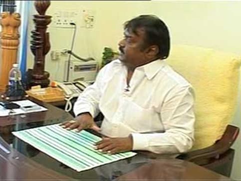 Poll mystery: Why is Tamil star Vijayakanth campaigning in Delhi? Poll mystery: Why is Tamil star Vijayakanth campaigning in Delhi?