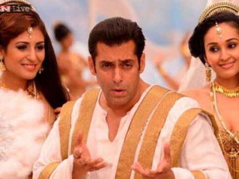 Police registers report against Salman, Bigg Boss makers