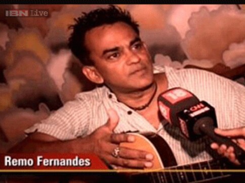 Goan singer Remo makes debut in politics, signs up as AAP member
